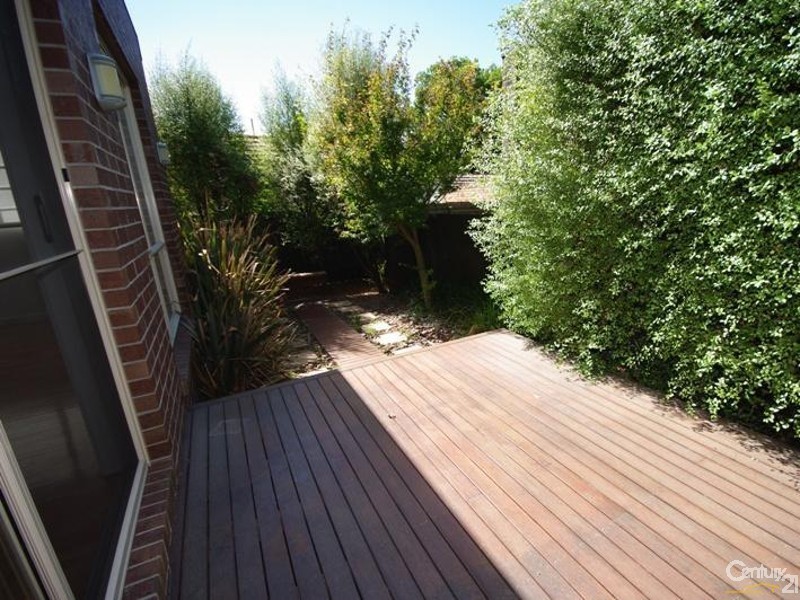 2A Shanahan Crescent, Mckinnon VIC 3204