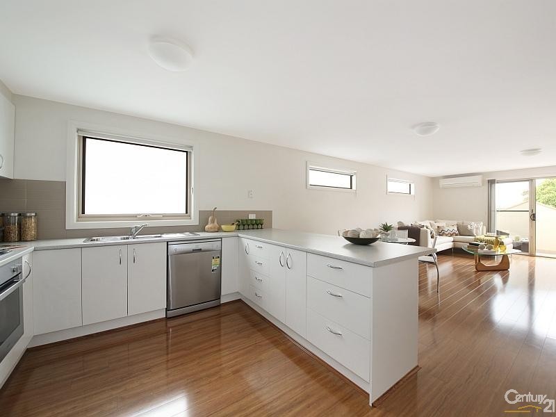 6/18 Bleazby Street, Bentleigh VIC 3204