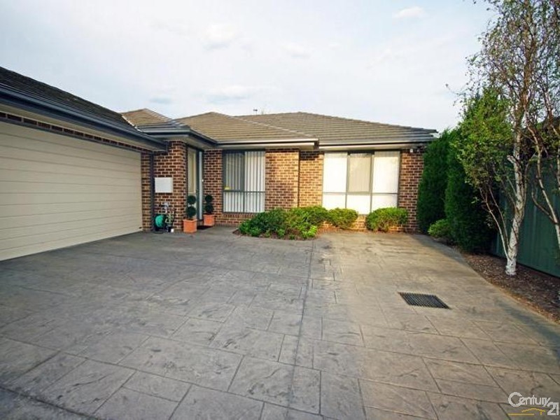 2/12 Browns Road, Bentleigh East VIC 3165