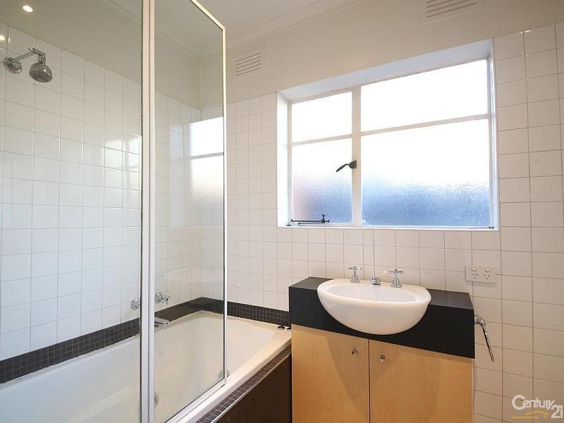 9 Stanley Avenue, Cheltenham VIC 3192