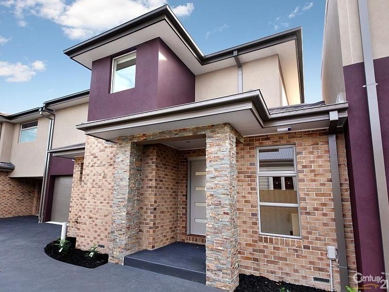 33 Graham Avenue, Mckinnon VIC 3204