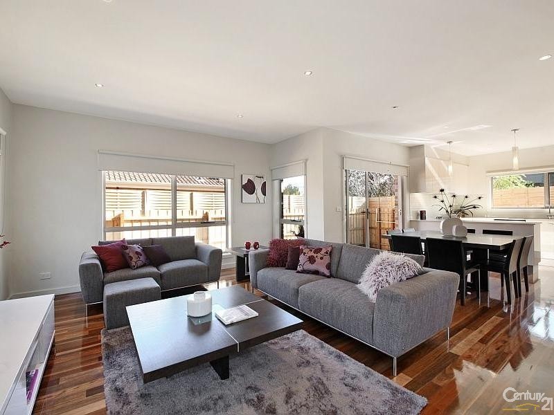 33 Graham Avenue, Mckinnon VIC 3204