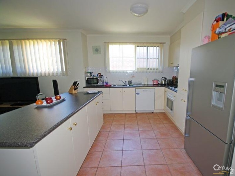 1/4 KATOOMBA STREET, Hampton East VIC 3188