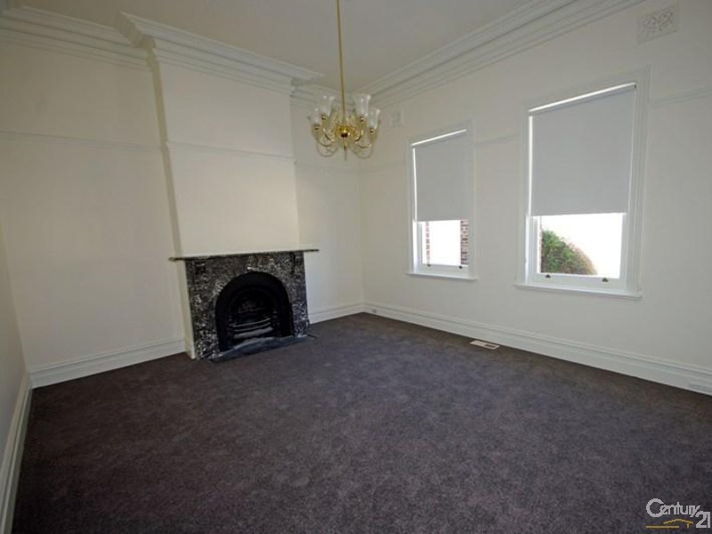 17 South Road, Brighton VIC 3186