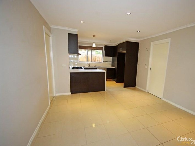 34 Sandleford Place, Dingley Village VIC 3172