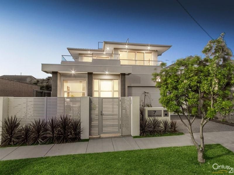 7 Sinclair Avenue, Edithvale VIC 3196