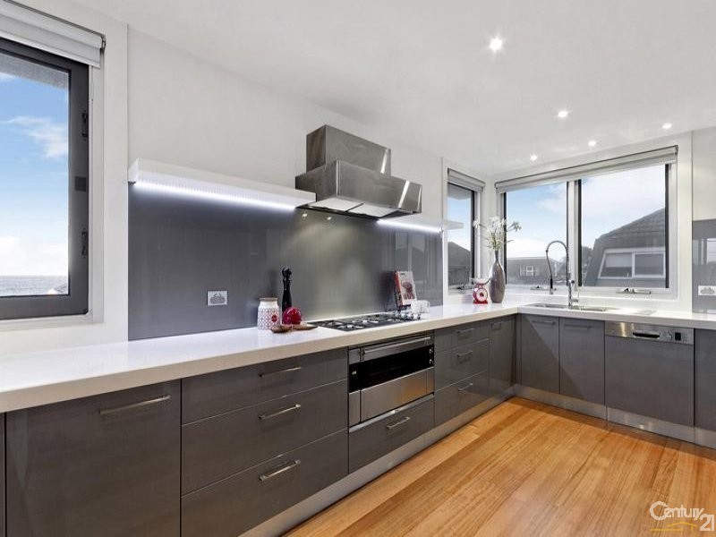 7 Sinclair Avenue, Edithvale VIC 3196