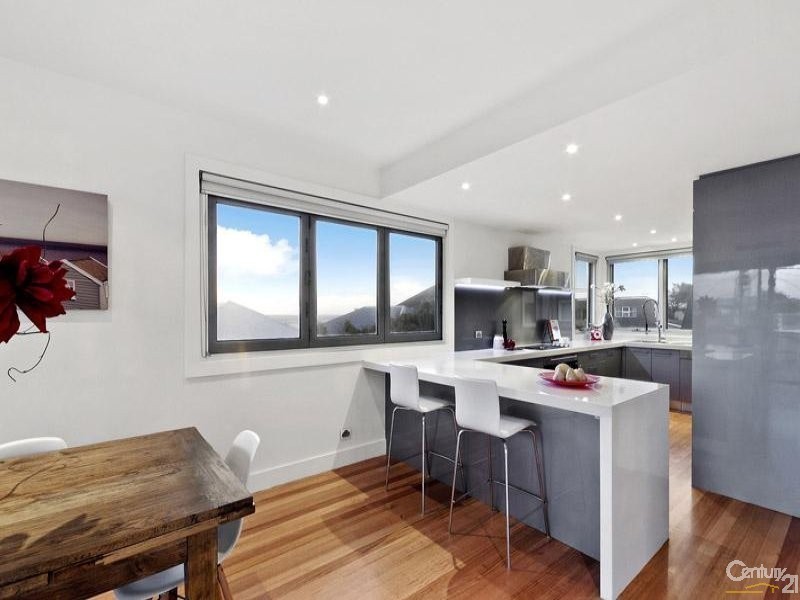 7 Sinclair Avenue, Edithvale VIC 3196