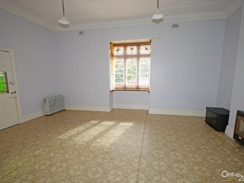 310 Hampton Street, Hampton VIC 3188