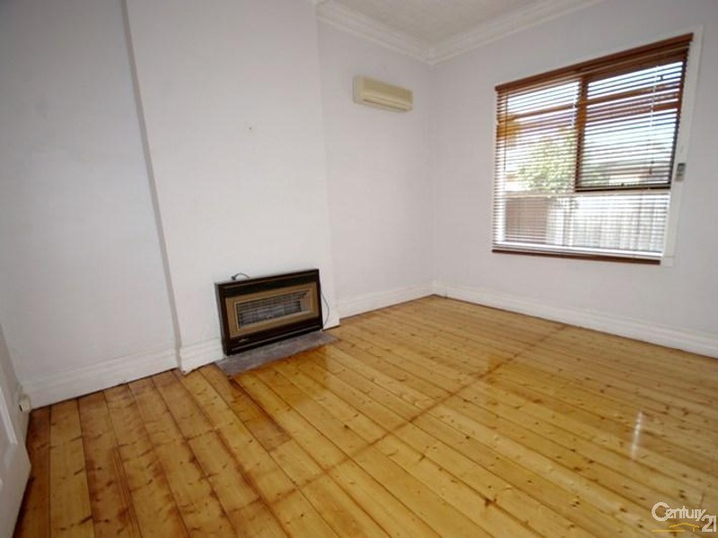 310 Hampton Street, Hampton VIC 3188