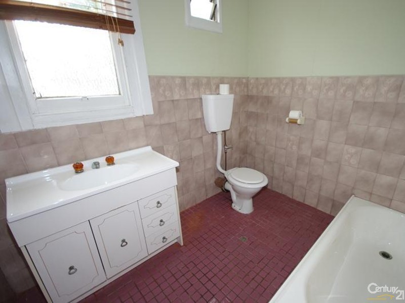 310 Hampton Street, Hampton VIC 3188