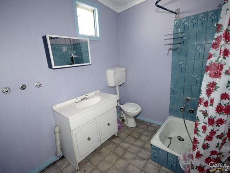 310 Hampton Street, Hampton VIC 3188