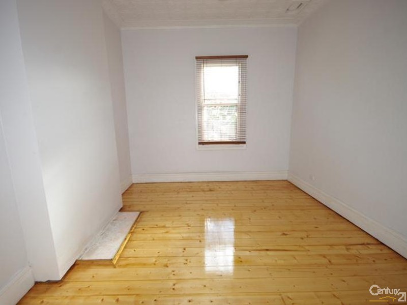 310 Hampton Street, Hampton VIC 3188