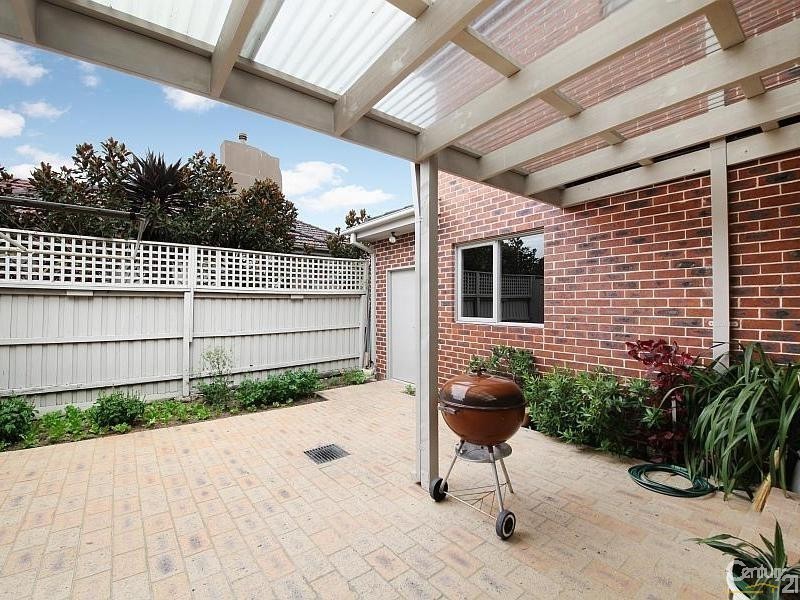 24 Lancaster Street, Bentleigh East VIC 3165