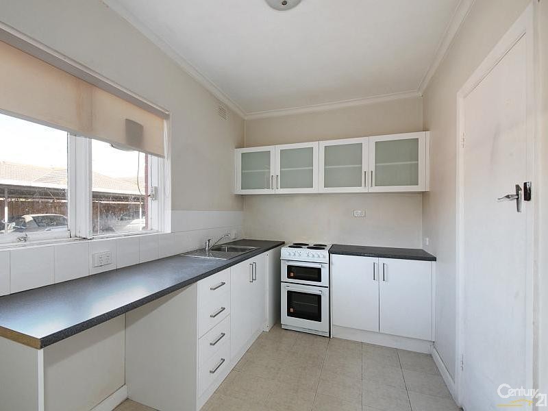 4/99 Neerim Road, Glen Huntly VIC 3163
