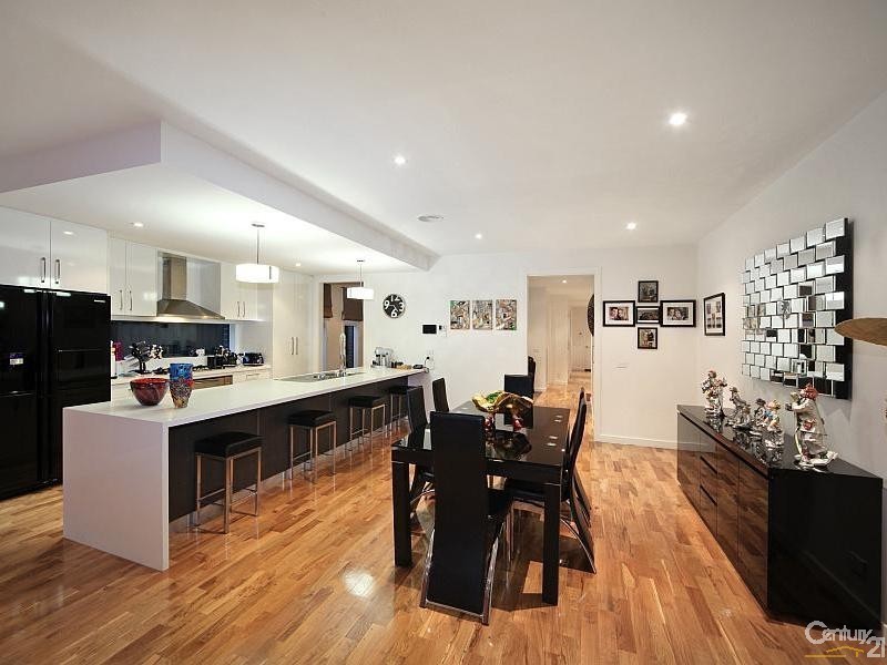 13B Elizabeth Street, Bentleigh East VIC 3165