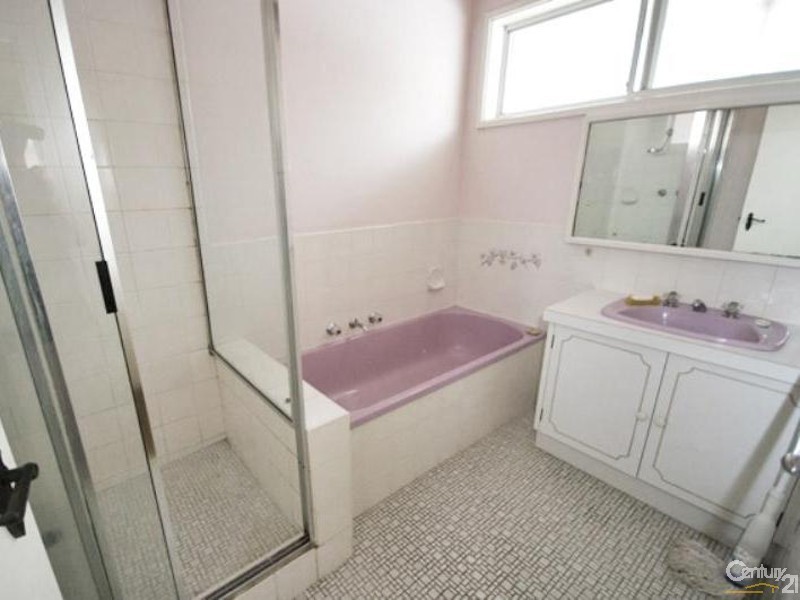2/2 Rowland Street, Bentleigh East VIC 3165