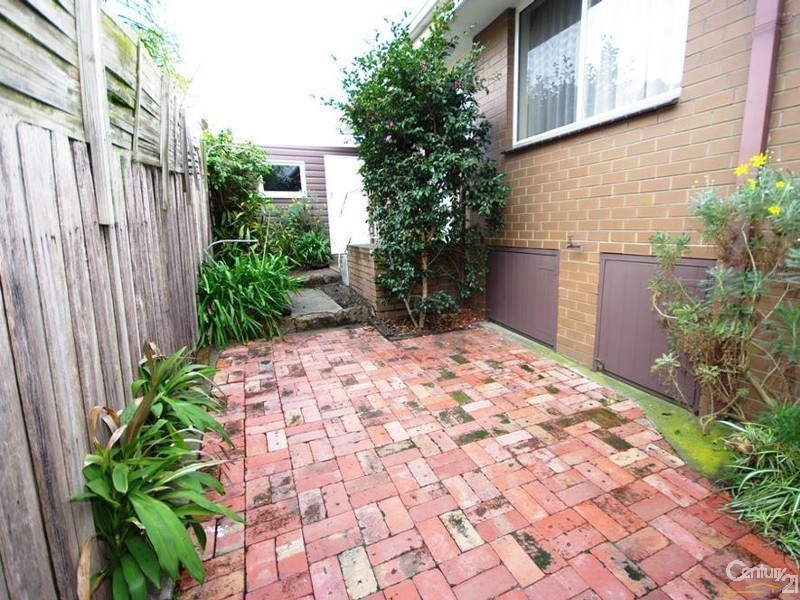 2/2 Rowland Street, Bentleigh East VIC 3165