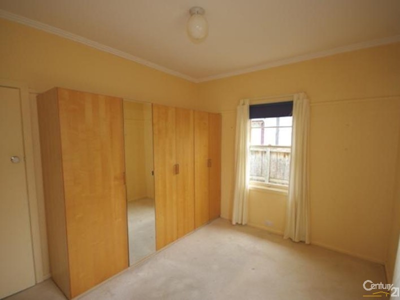 18 Luckins Road, Bentleigh VIC 3204
