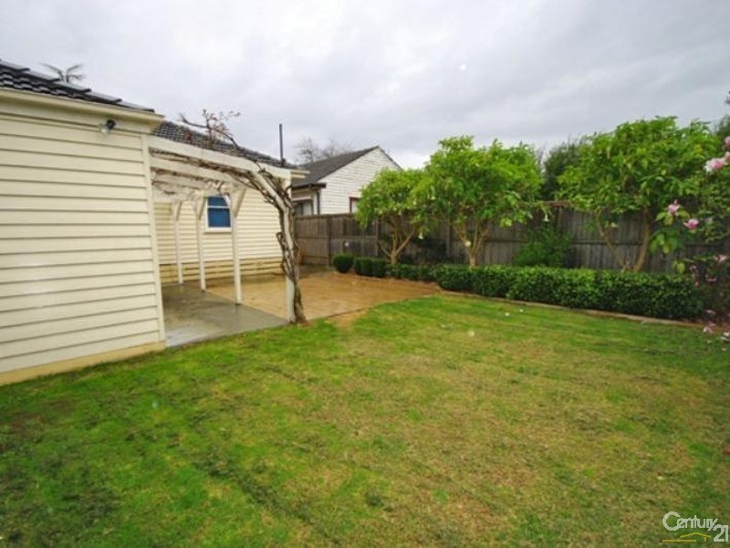 18 Luckins Road, Bentleigh VIC 3204