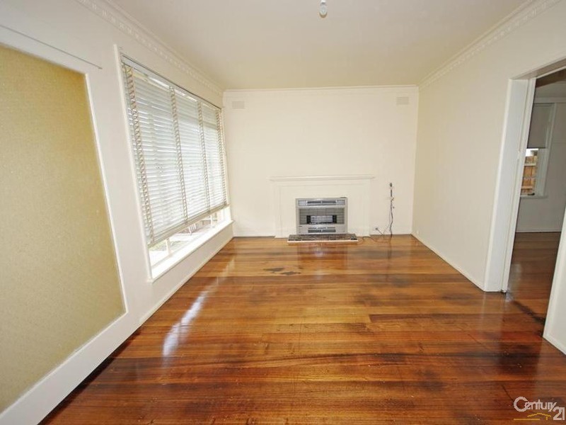 19 Tasman Road, Bentleigh East VIC 3165
