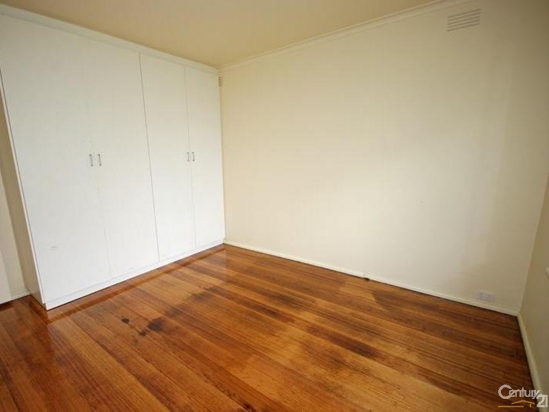 19 Tasman Road, Bentleigh East VIC 3165
