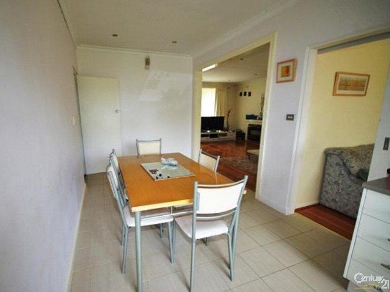 16 St James Avenue, Bentleigh VIC 3204