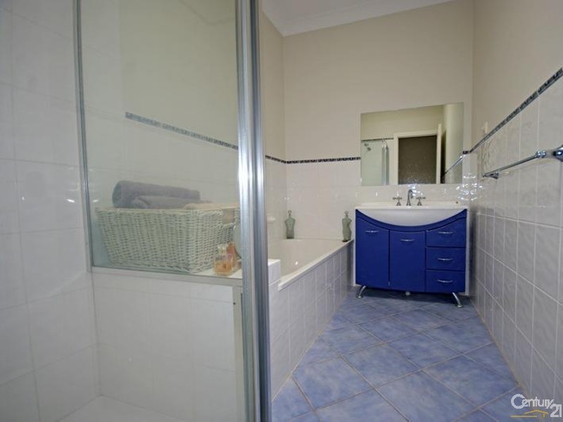 2/10  Tucker Road, Bentleigh VIC 3204