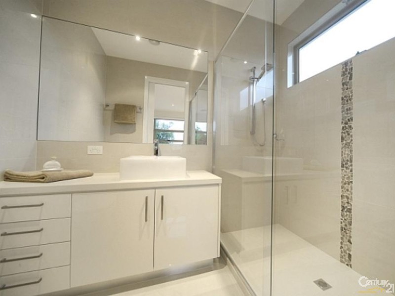 31B Seaview Avenue, Bentleigh VIC 3204