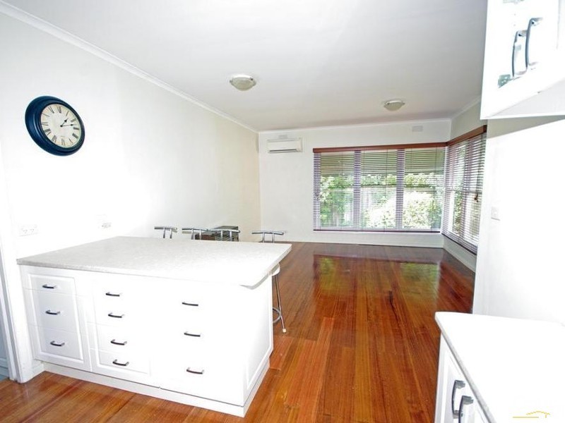 2/45 Brewer Road, Bentleigh VIC 3204