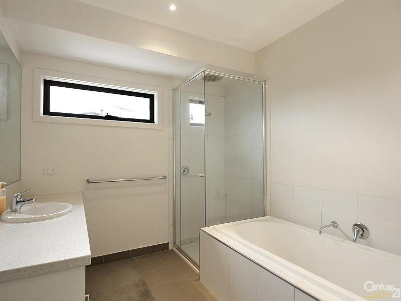 2/45 South Avenue, Bentleigh VIC 3204