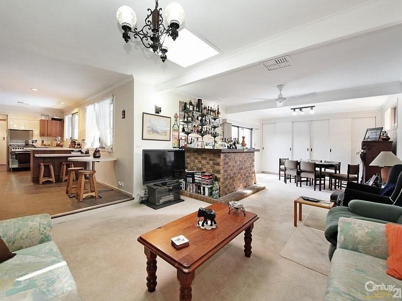 4 Minjah Court, Dingley Village VIC 3172