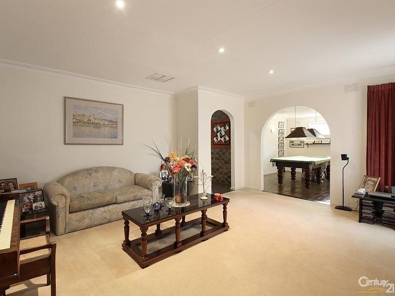 4 Minjah Court, Dingley Village VIC 3172