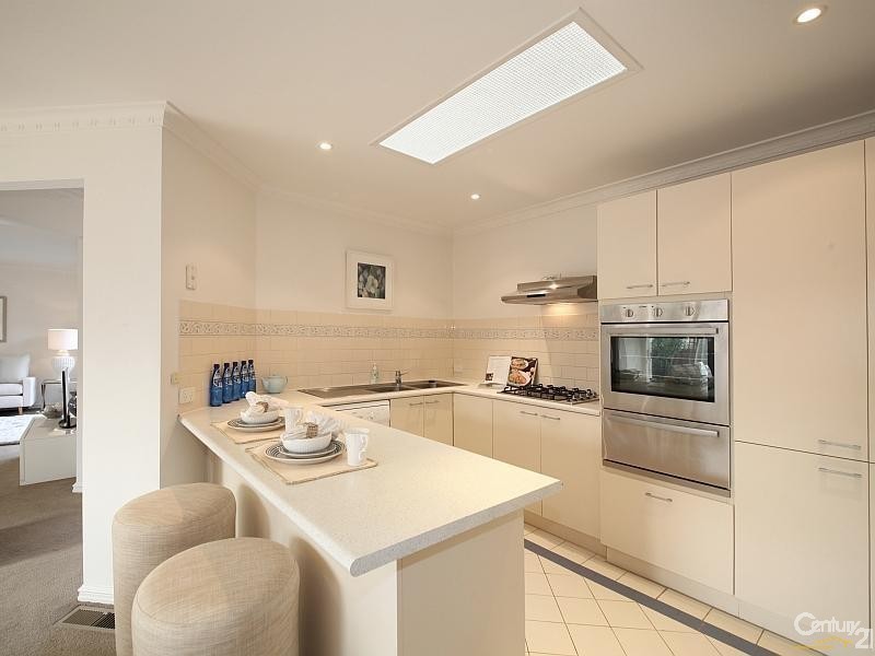 2/23 Jeffrey Street, Bentleigh VIC 3204