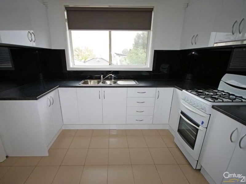 4/13 Gardeners Road, Bentleigh East VIC 3165