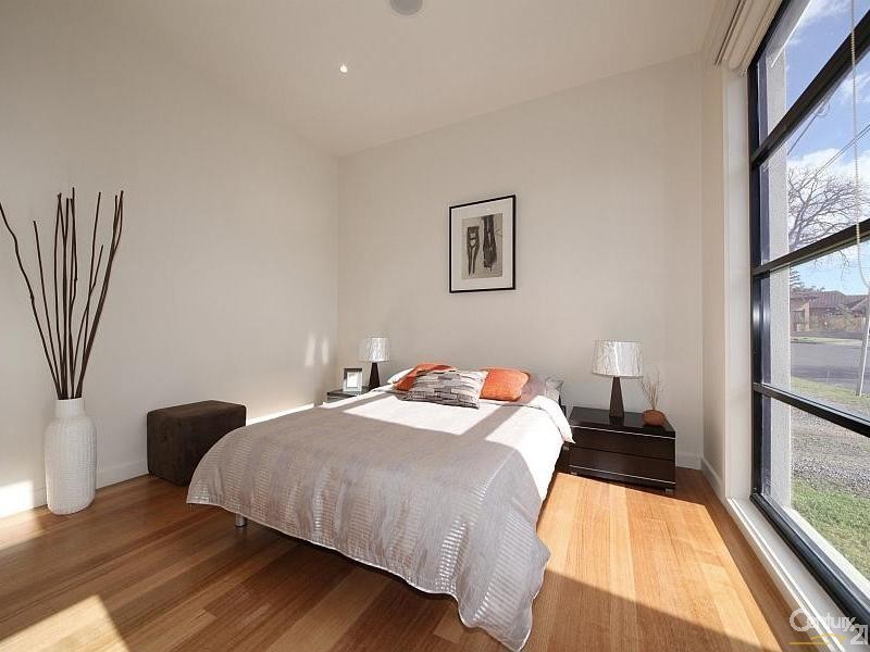 8 Nette Court, Moorabbin VIC 3189