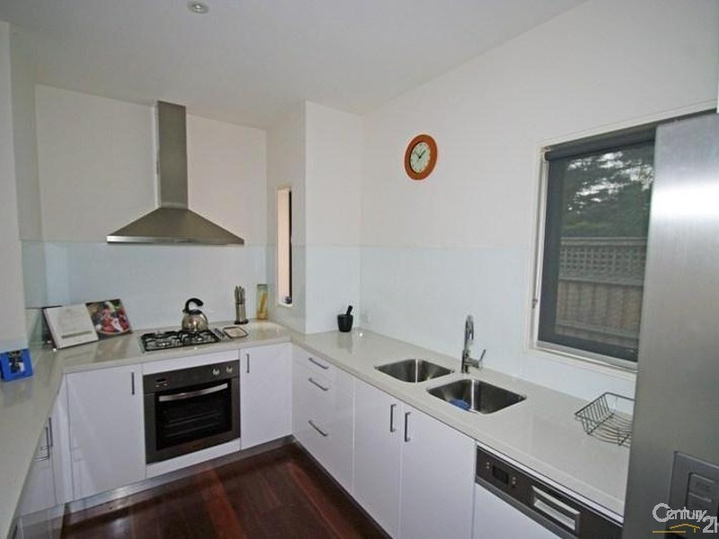 6 Carcoola Court, Ormond VIC 3204