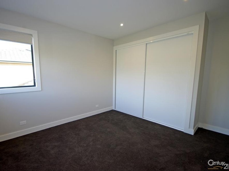 299A McKinnon Road, Mckinnon VIC 3204