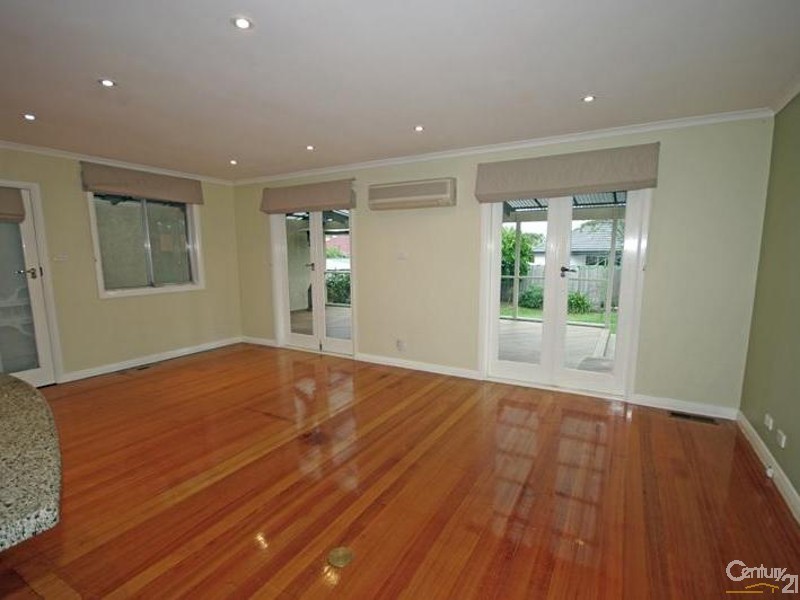 16 Cavalier Street, Bentleigh East VIC 3165