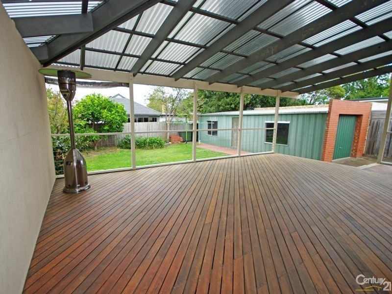 16 Cavalier Street, Bentleigh East VIC 3165