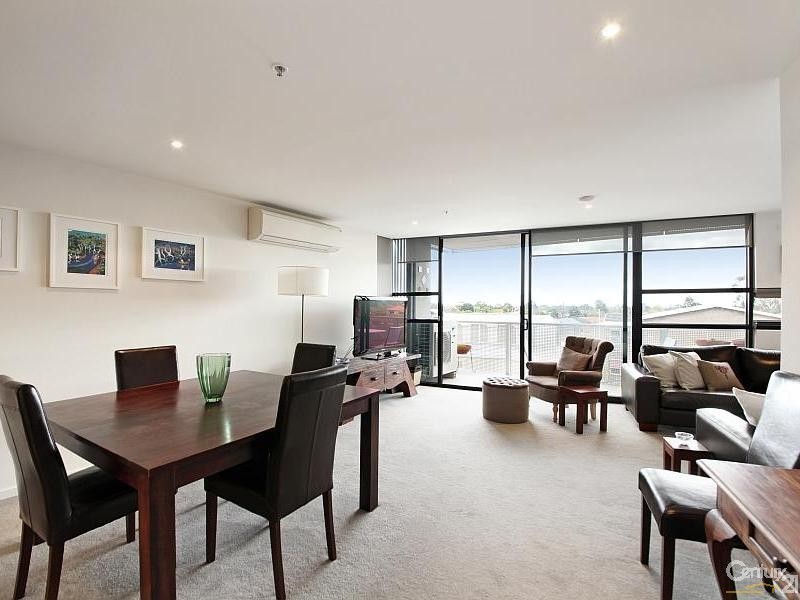 205/175 Kangaroo Road, Hughesdale VIC 3166