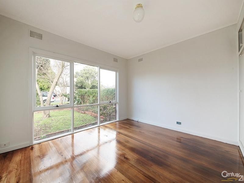 1/15 Latham Street, Bentleigh East VIC 3165