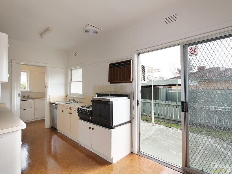1/15 Latham Street, Bentleigh East VIC 3165