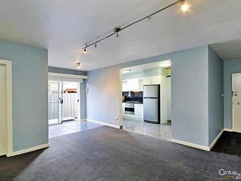 3/6 Brad Street, Bentleigh East VIC 3165