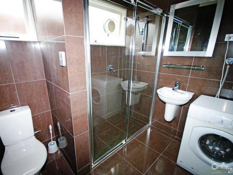 3/6 Brad Street, Bentleigh East VIC 3165