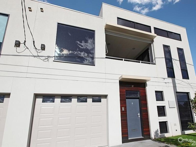 8 Nette Court, Moorabbin VIC 3189