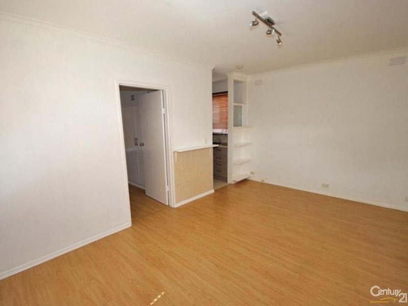 4/11 Shoobra Road, Elsternwick VIC 3185