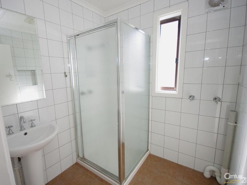 34 Glenbrook Avenue, Clayton VIC 3168