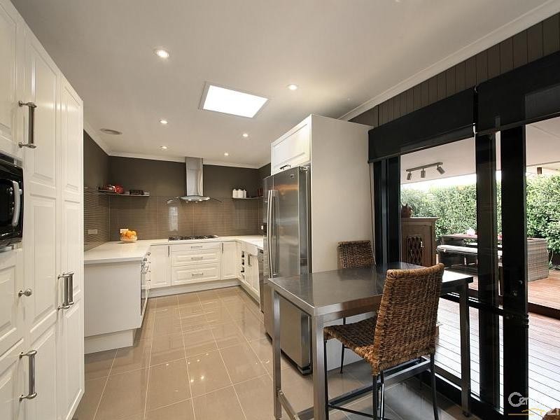 1/4 Whitmuir Road, Bentleigh VIC 3204