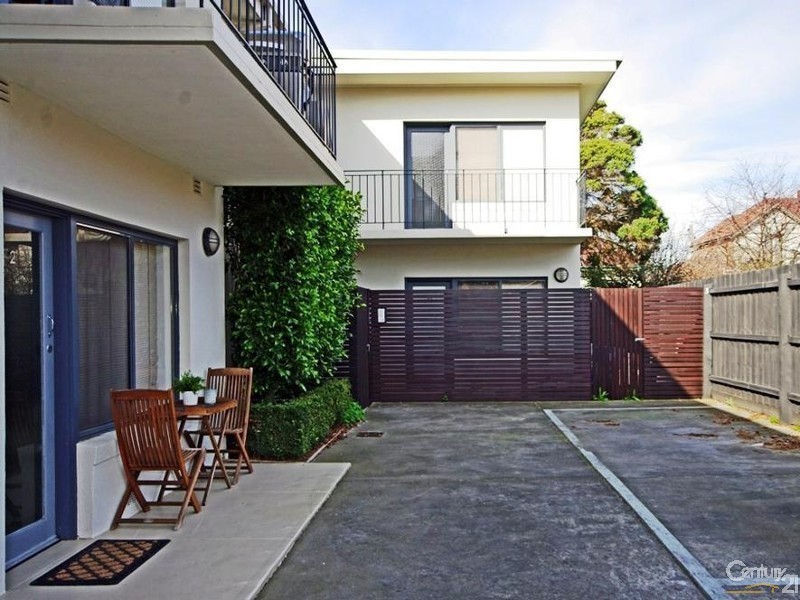 6/10A Eddys Grove, Bentleigh VIC 3204